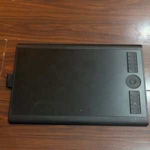 Black Graphics Drawing Tablet